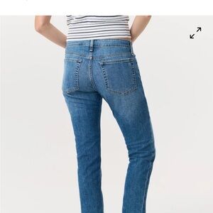 Rag & Bone size 26. Dre low rise Slim Boyfriend fit.